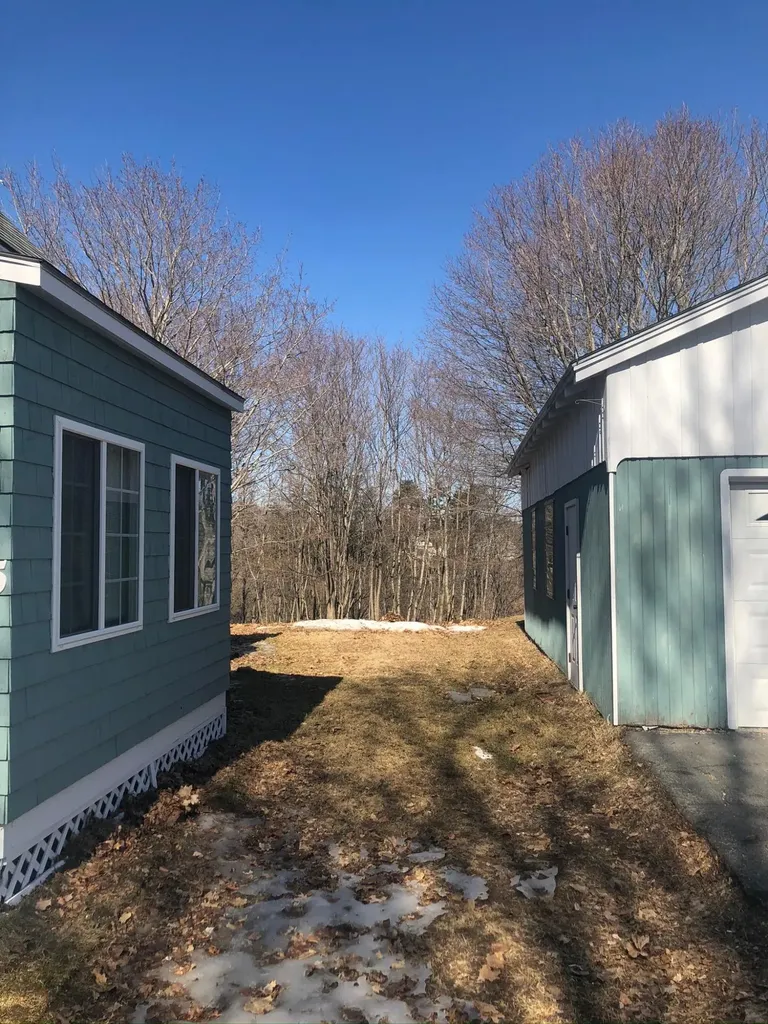 105 Union Street Calais ME 04619