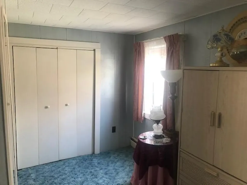 105 Union Street Calais ME 04619