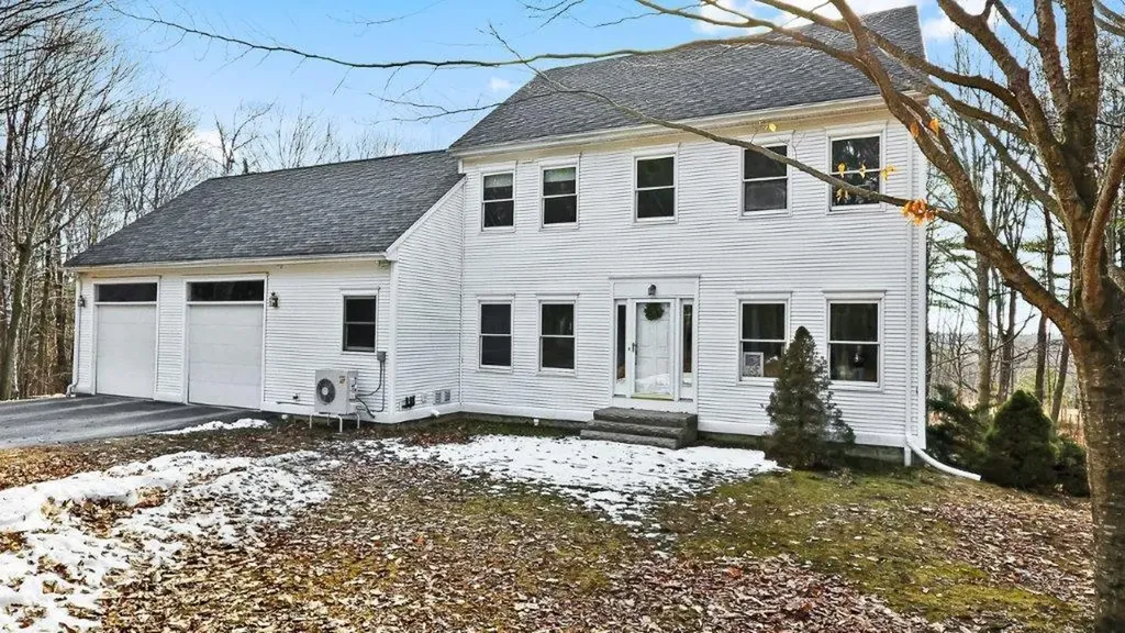 33 Quarry Drive Readfield ME 04355