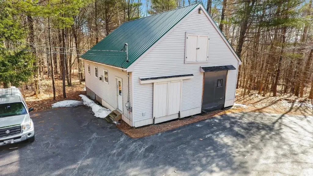 33 Quarry Drive Readfield ME 04355