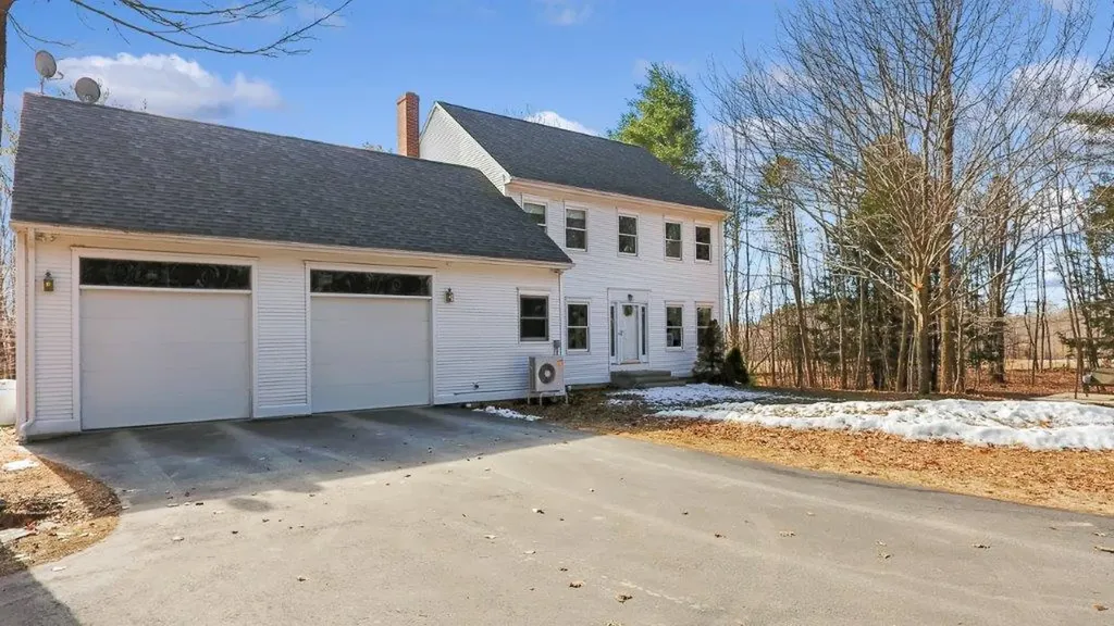 33 Quarry Drive Readfield ME 04355