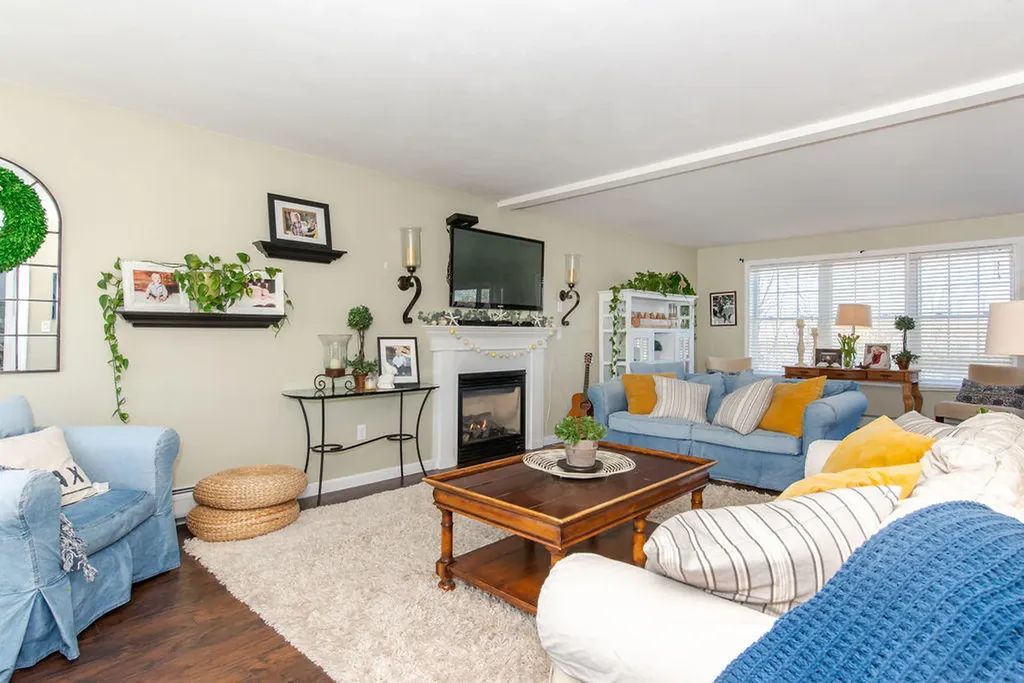 18 Schoolhouse Lane South Berwick ME 03908