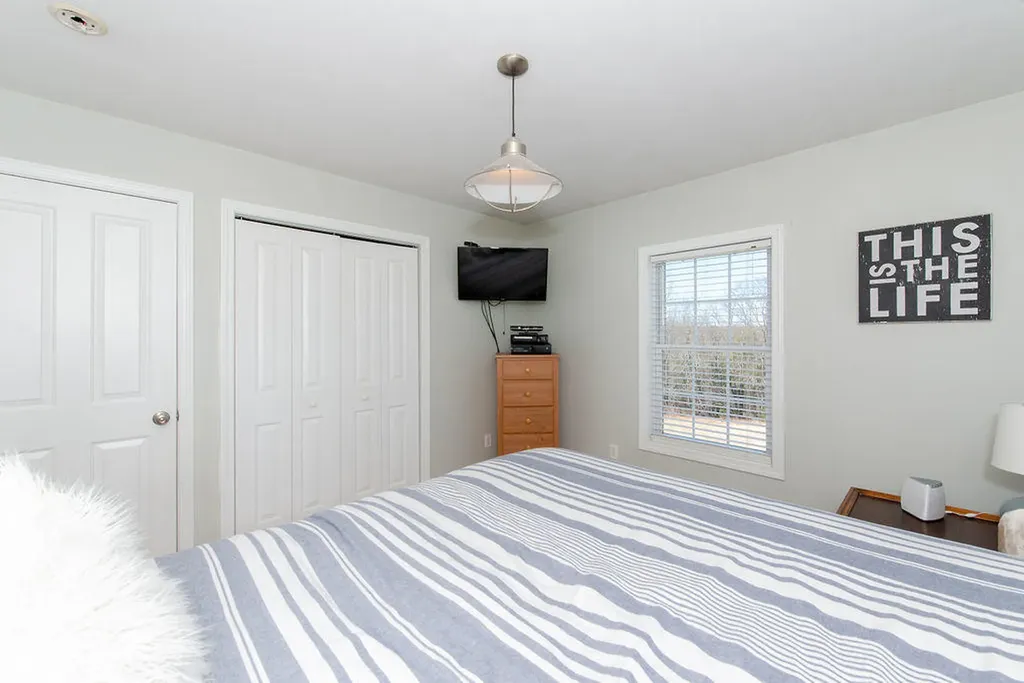 18 Schoolhouse Lane South Berwick ME 03908