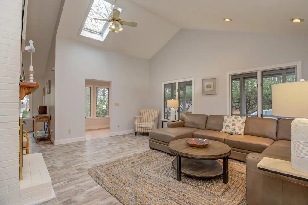 101 Riverbank Road Ogunquit ME 03907