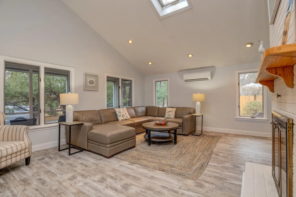 101 Riverbank Road Ogunquit ME 03907