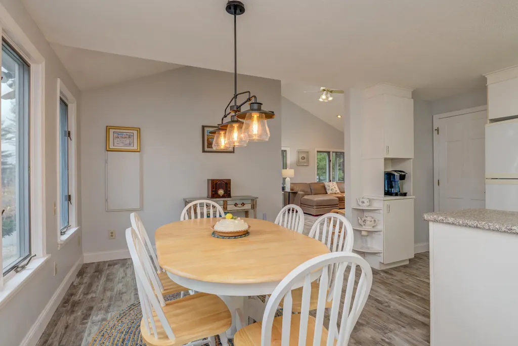 101 Riverbank Road Ogunquit ME 03907