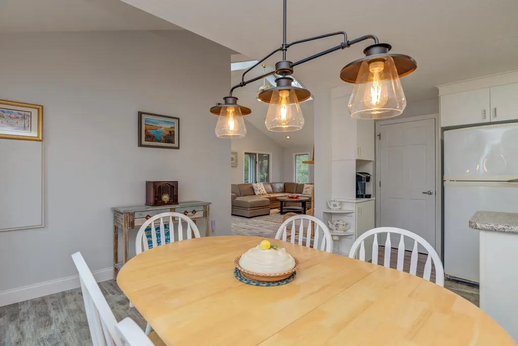 101 Riverbank Road Ogunquit ME 03907