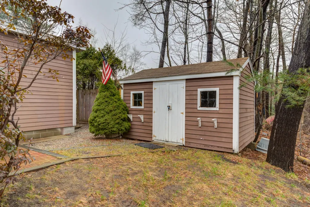 101 Riverbank Road Ogunquit ME 03907