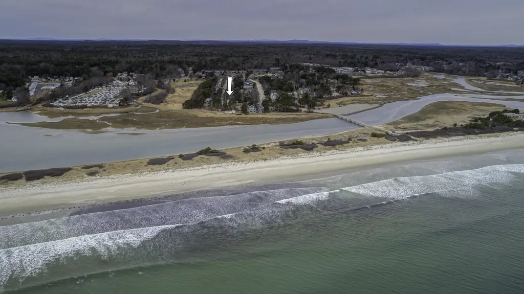 101 Riverbank Road Ogunquit ME 03907