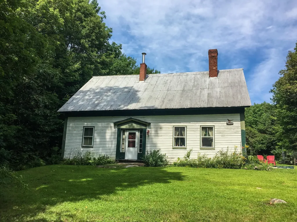 27 Town House Road Vienna ME 04360
