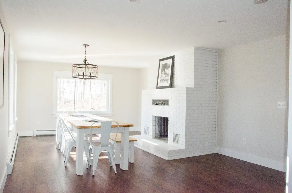 55 Lakeshore Drive Winthrop ME 04364
