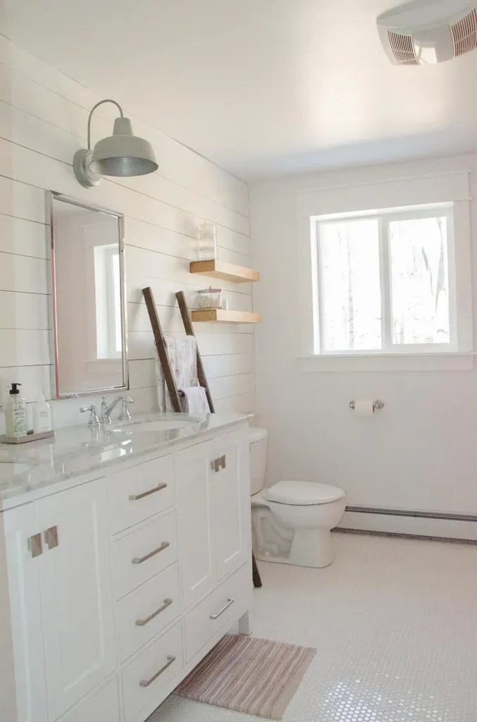 55 Lakeshore Drive Winthrop ME 04364