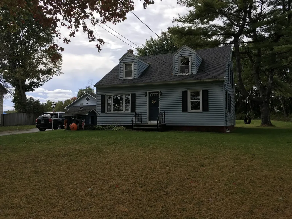 203 Main Street Sabattus ME 04280