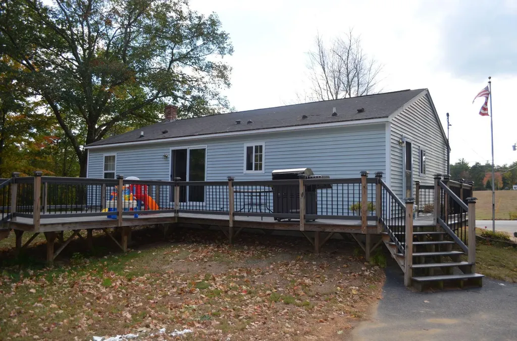 202 Maple Street North Berwick ME 03906
