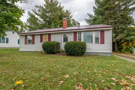 9 Falvey Street Bangor ME 04401