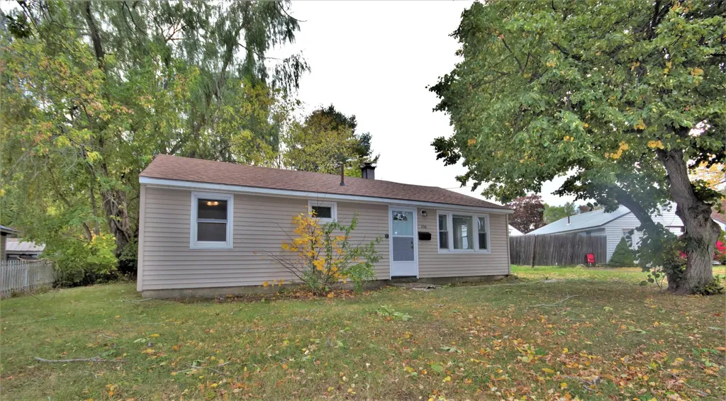 236 Falvey Street Bangor ME 04401