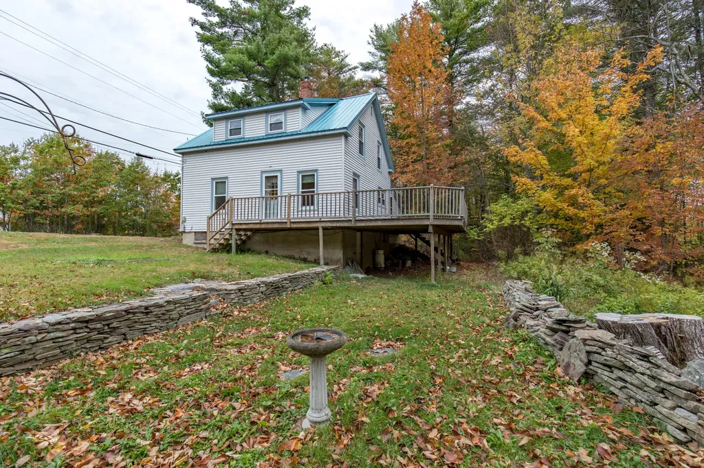 315 Portland Road Gray ME 04039