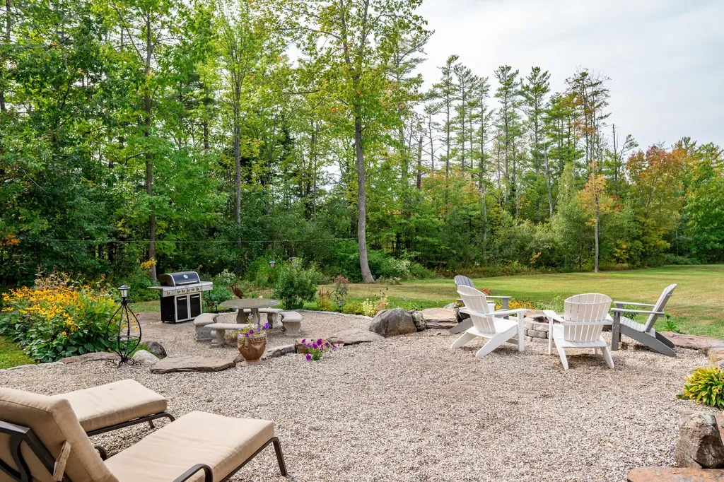 29 Brookside Drive Woolwich ME 04579