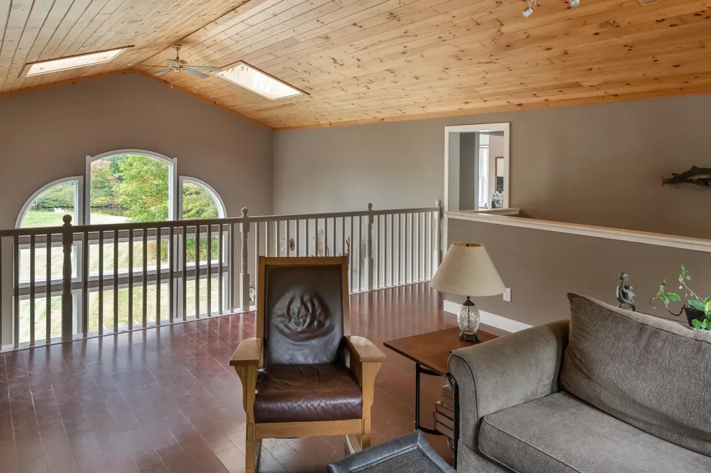 29 Brookside Drive Woolwich ME 04579