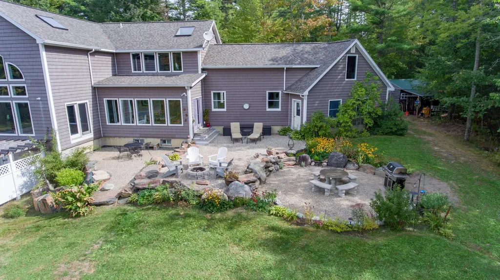 29 Brookside Drive Woolwich ME 04579