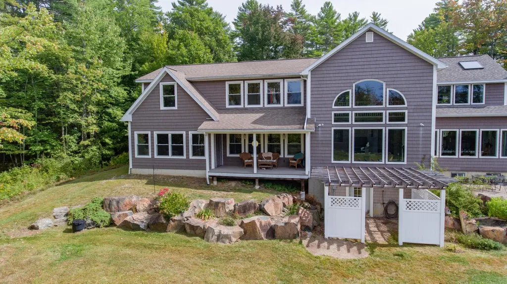 29 Brookside Drive Woolwich ME 04579