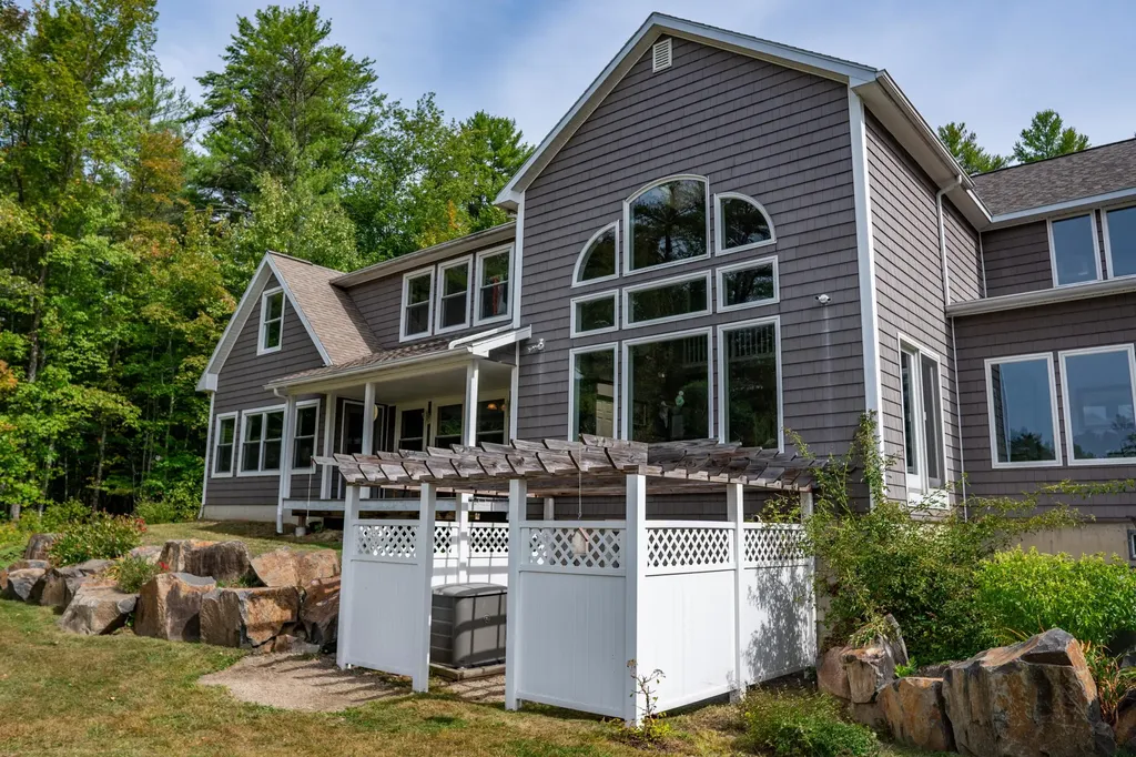 29 Brookside Drive Woolwich ME 04579