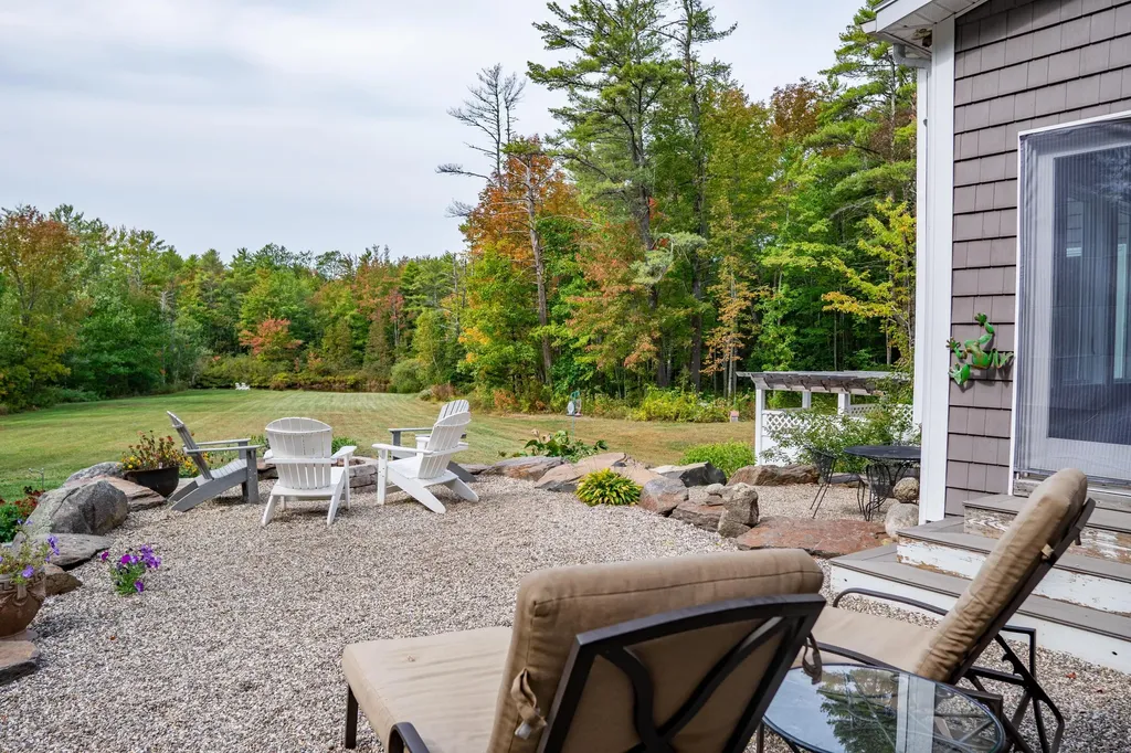29 Brookside Drive Woolwich ME 04579