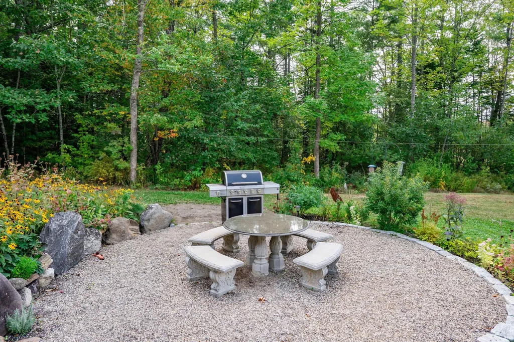 29 Brookside Drive Woolwich ME 04579