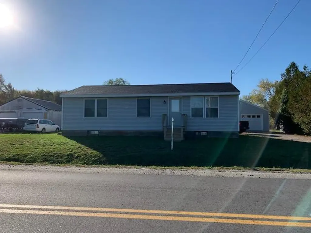 144 Thomaston Street Rockland ME 04841