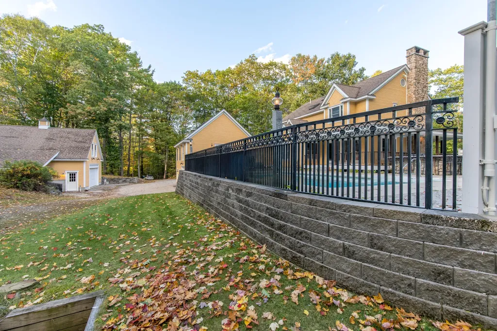 182 Coles Hill Road Wells ME 04090