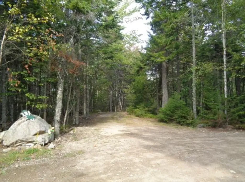 27 Shady Lane Steuben ME 04680
