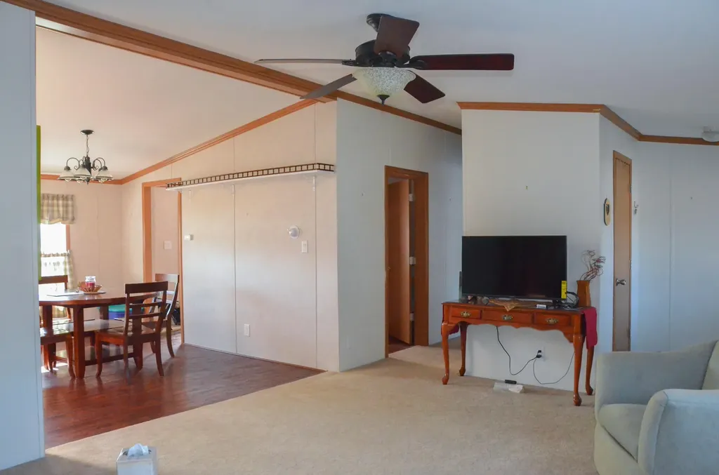 9 Scarponi Drive Brunswick ME 04011