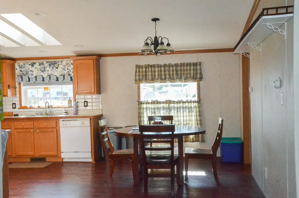 9 Scarponi Drive Brunswick ME 04011