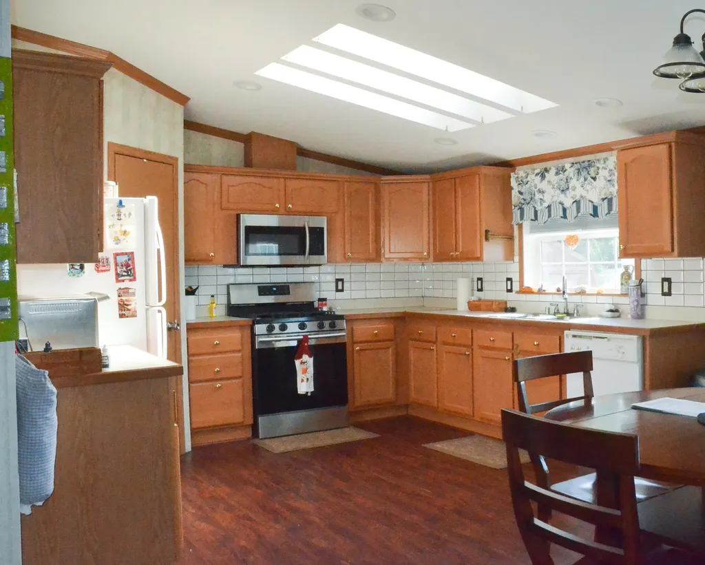 9 Scarponi Drive Brunswick ME 04011