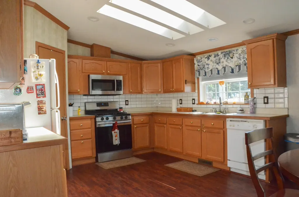 9 Scarponi Drive Brunswick ME 04011
