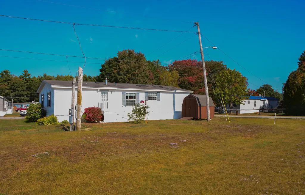 9 Scarponi Drive Brunswick ME 04011