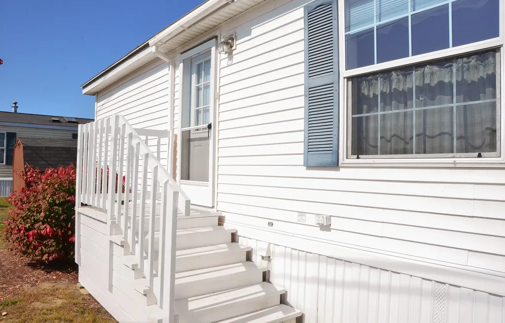 9 Scarponi Drive Brunswick ME 04011