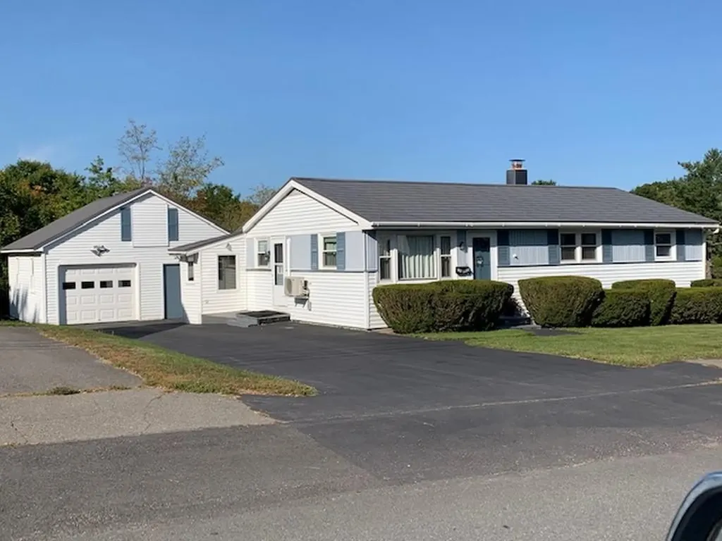135 Chamberlain Street Brewer ME 04412