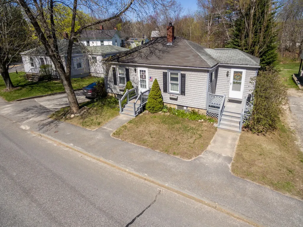 51 Bow Street Freeport ME 04032