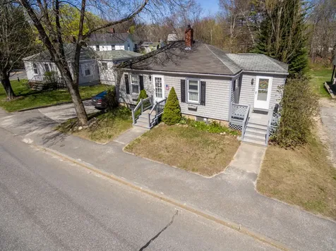 51 Bow Street Freeport ME 04032