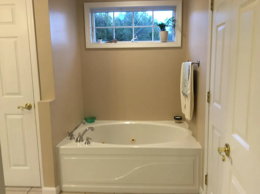 24 Mulberry Lane Oakland ME 04963