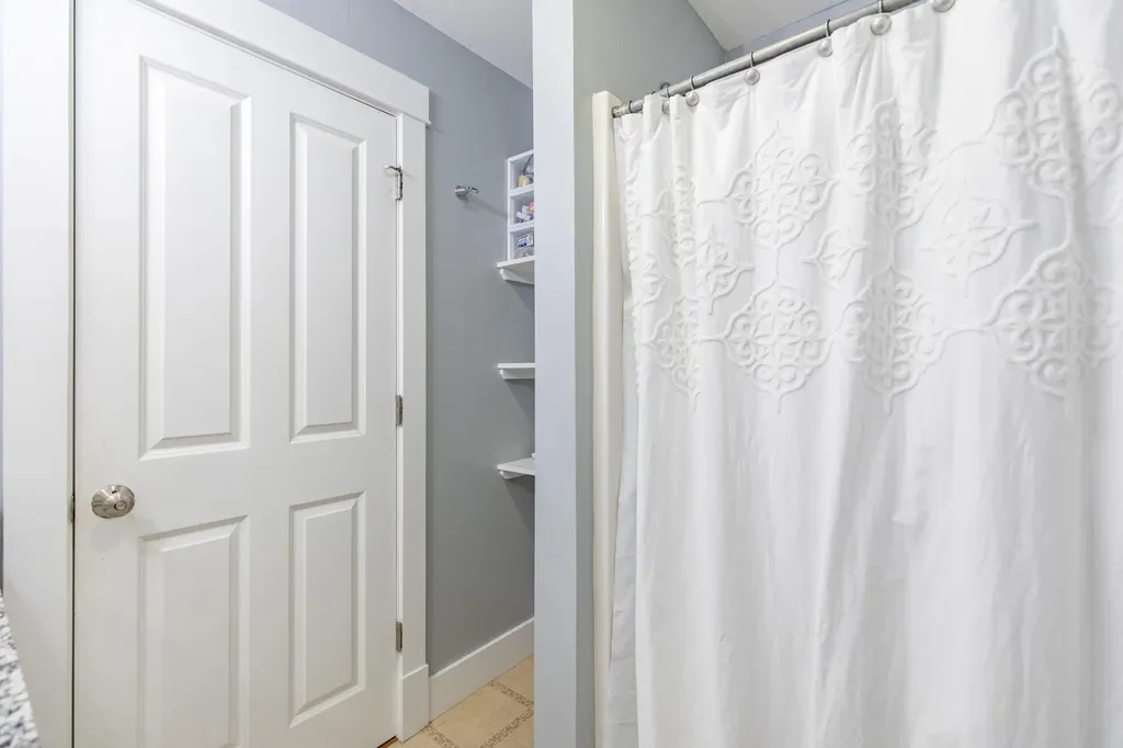 146 Stagecoach Road Woolwich ME 04579