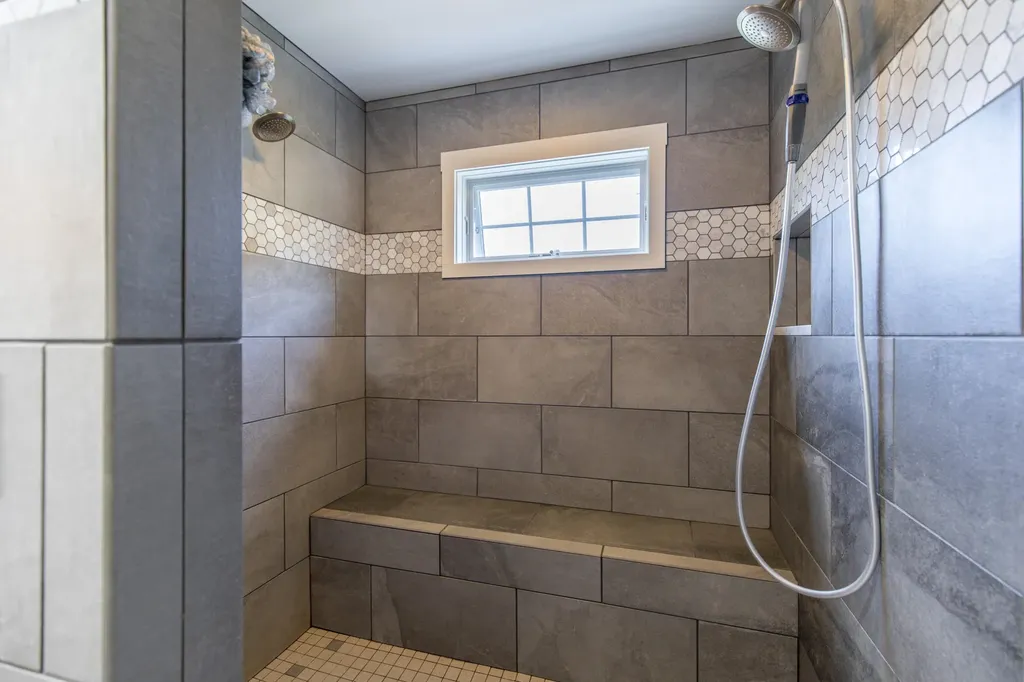146 Stagecoach Road Woolwich ME 04579