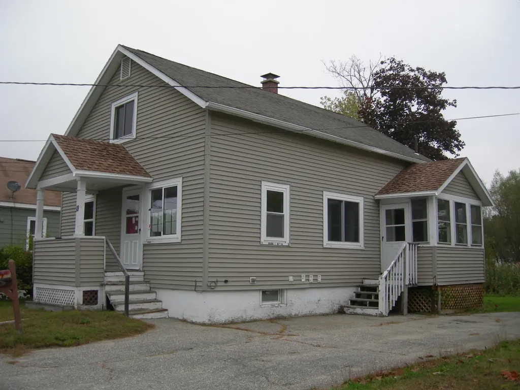 18 Perley Street Lewiston ME 04240