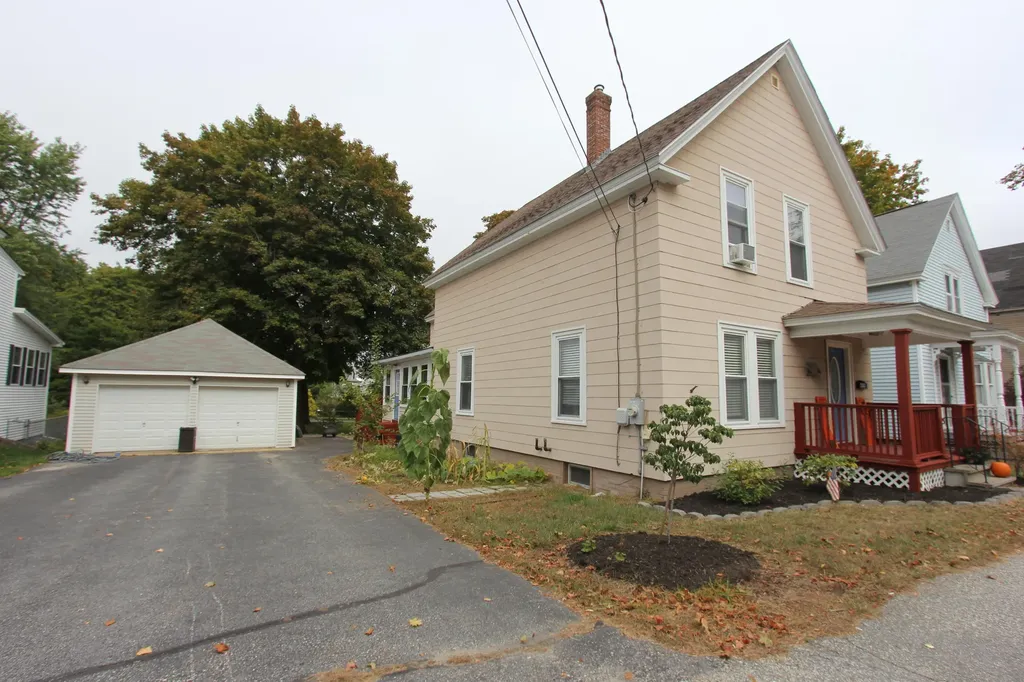 409 Court Street Auburn ME 04210