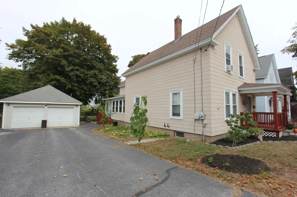 409 Court Street Auburn ME 04210