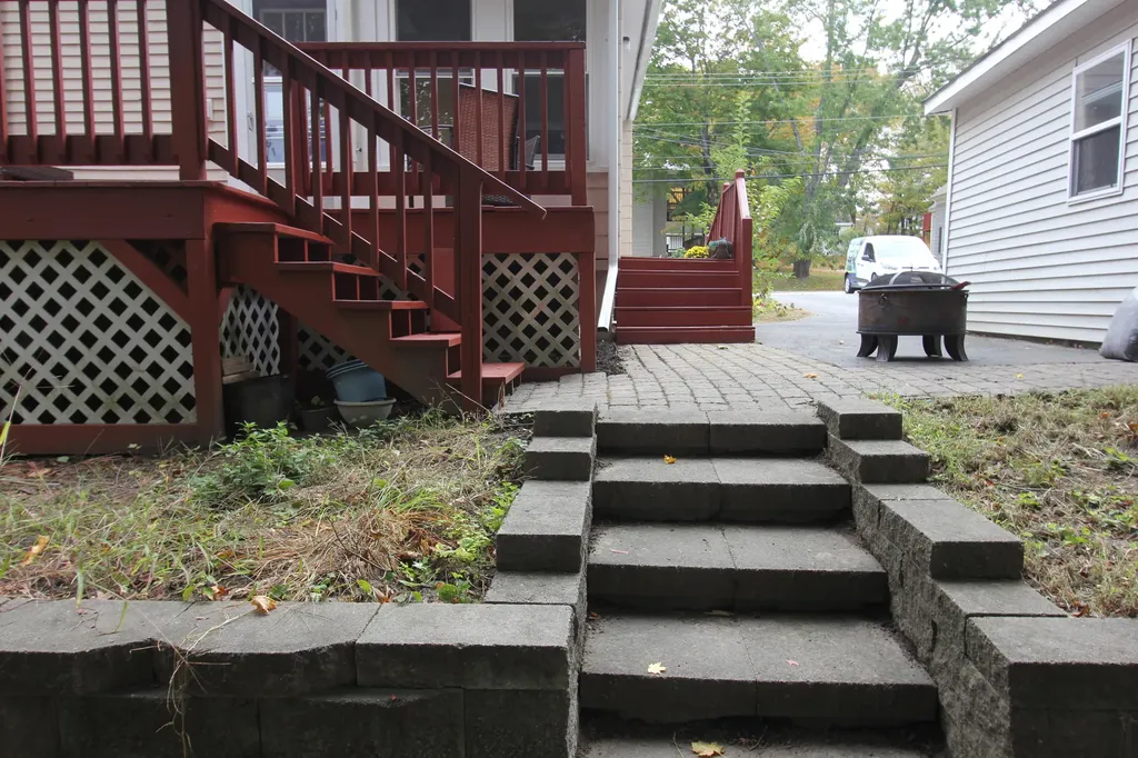 409 Court Street Auburn ME 04210