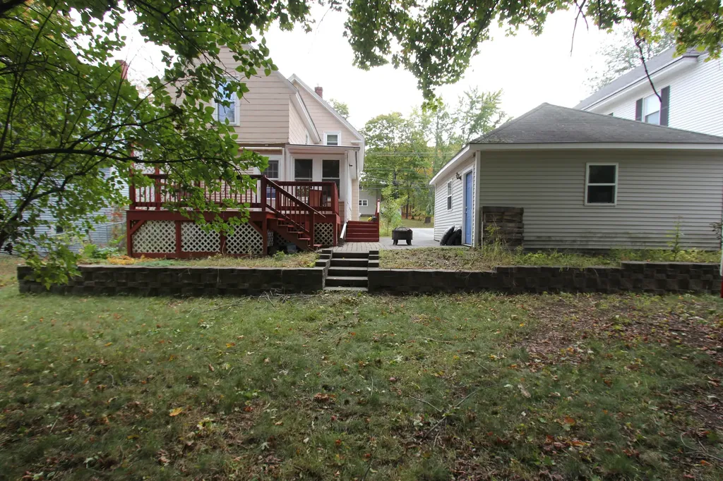 409 Court Street Auburn ME 04210