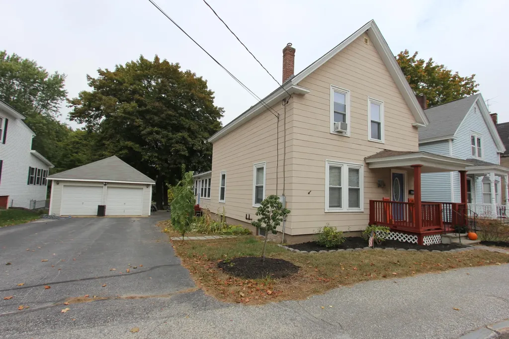 409 Court Street Auburn ME 04210