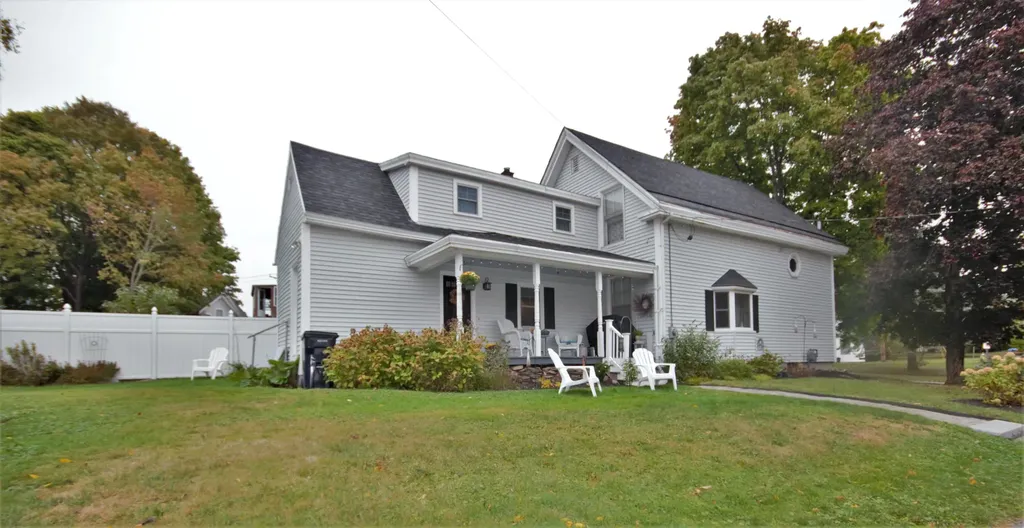 9 Pier Street Bangor ME 04401